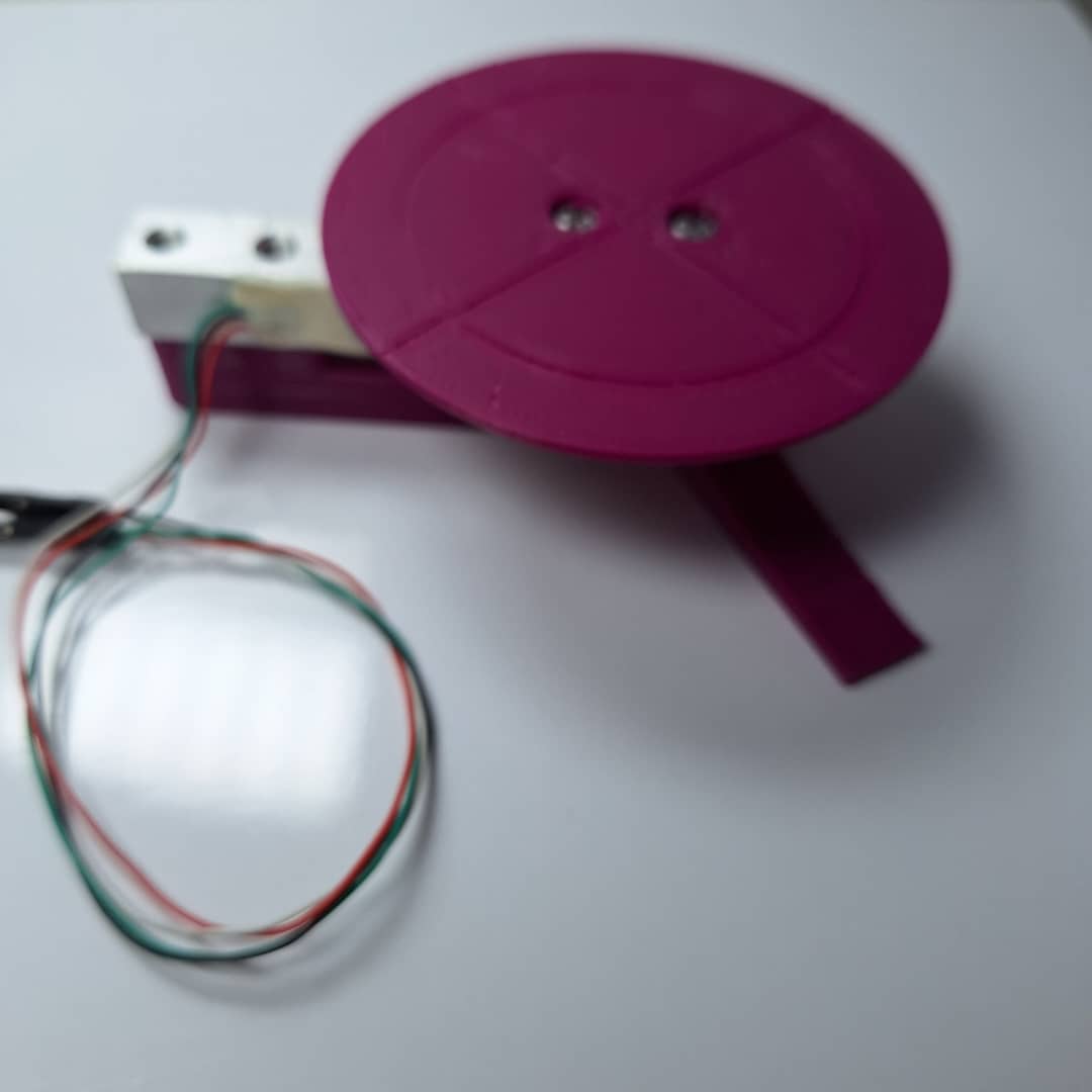 لودسل پنج کیلویی + پایه و کفه پرینت شده